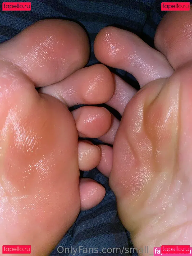 small_girl_feet Onlyfans Photo Gallery 