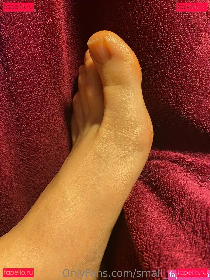 small_girl_feet Onlyfans Photo Gallery 