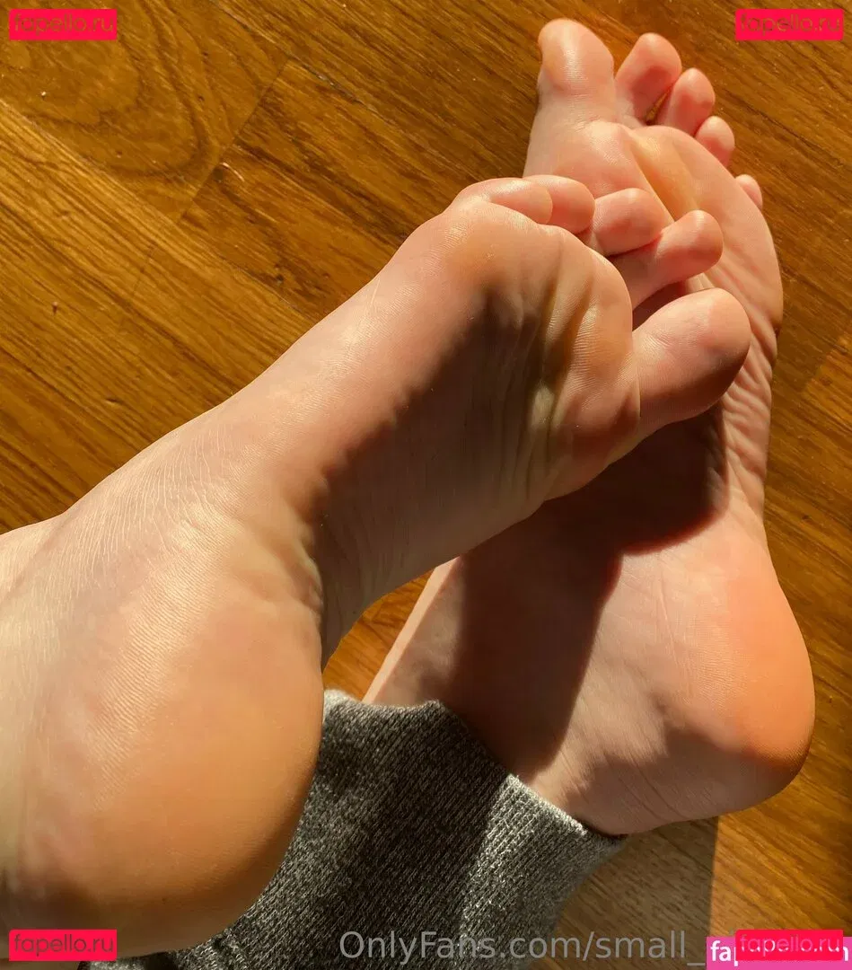 small_girl_feet Onlyfans Photo Gallery 