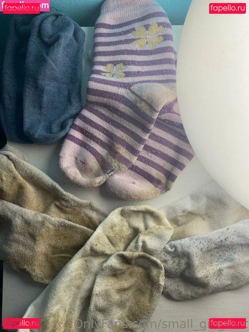 small_girl_feet Onlyfans Photo Gallery 