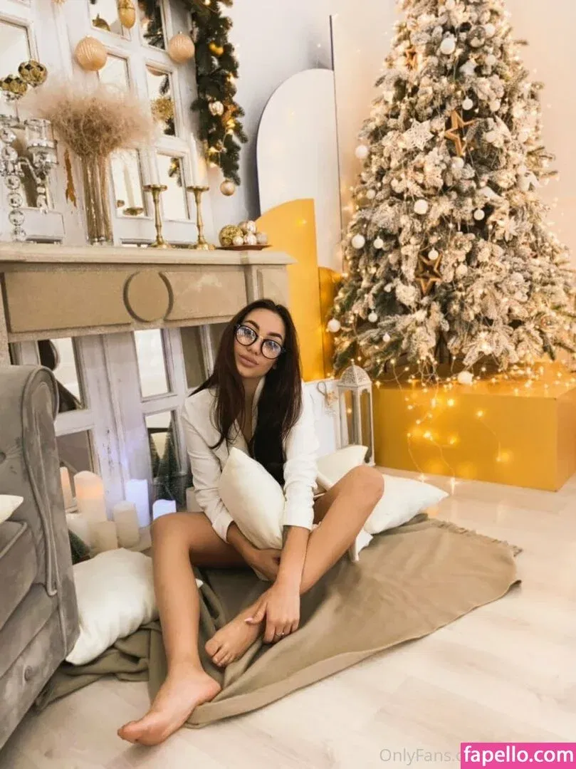 anyalove2 Onlyfans Photo Gallery 