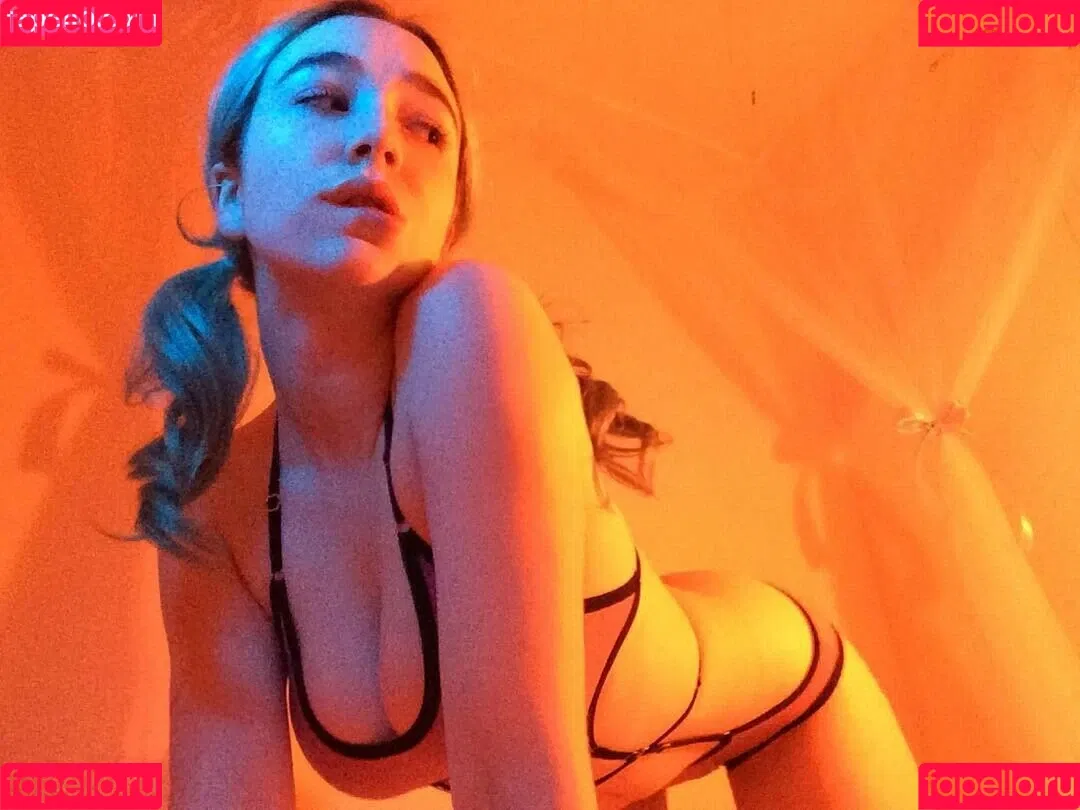 Elita Harkov Onlyfans Photo Gallery 