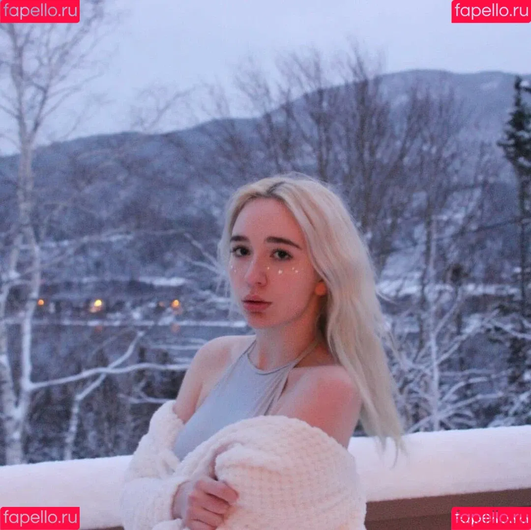 Elita Harkov Onlyfans Photo Gallery 
