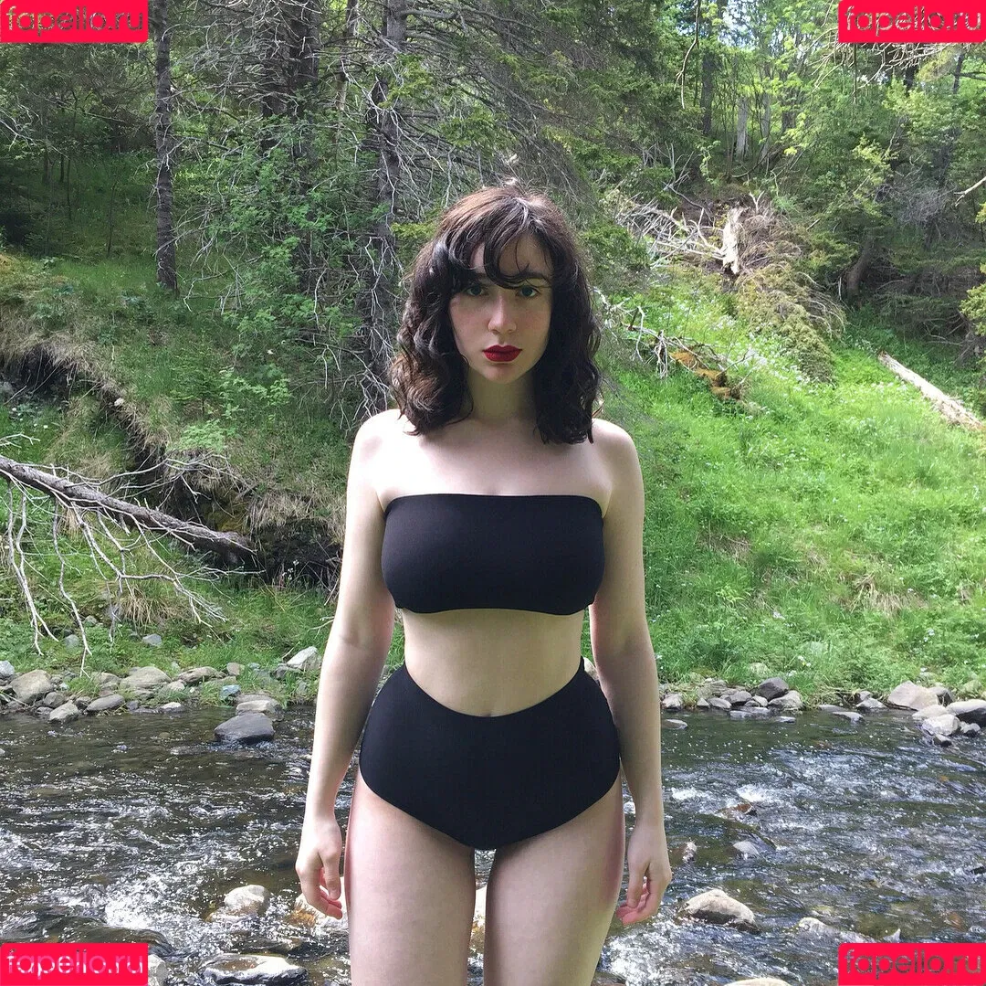 Elita Harkov Onlyfans Photo Gallery 