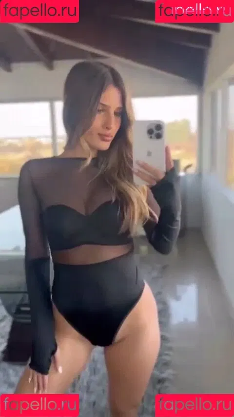 Julieta Poggio Onlyfans Photo Gallery 