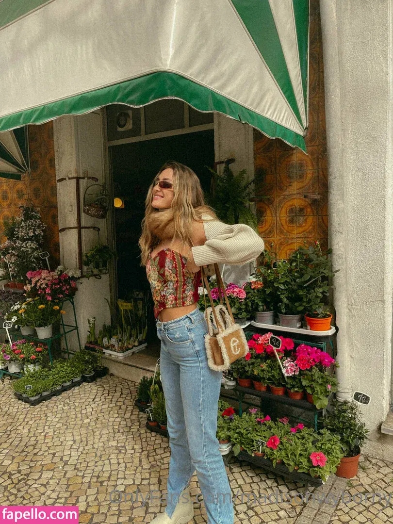 madisonwyborny Onlyfans Photo Gallery 