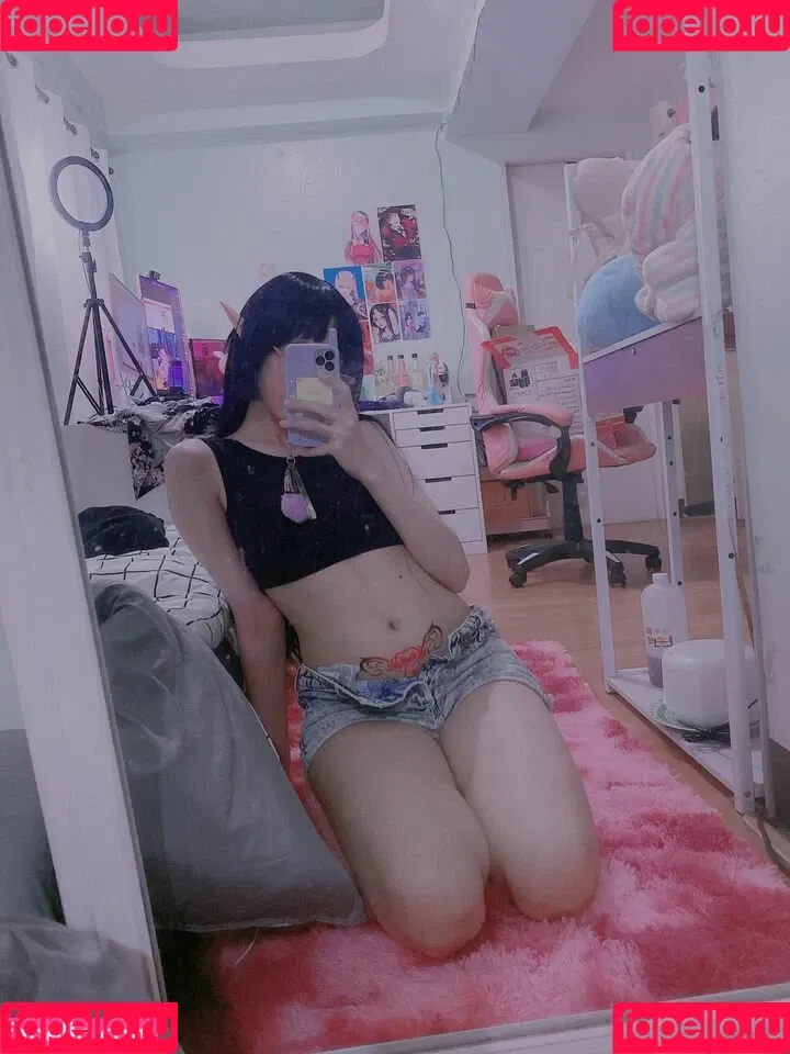 Kura Onee-san Onlyfans Photo Gallery 