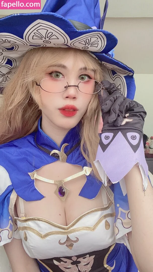 Kura Onee-san Onlyfans Photo Gallery 