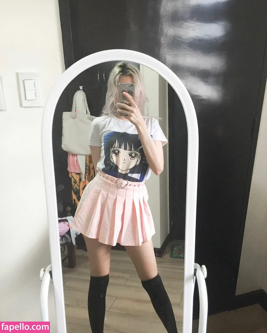 Kura Onee-san Onlyfans Photo Gallery 