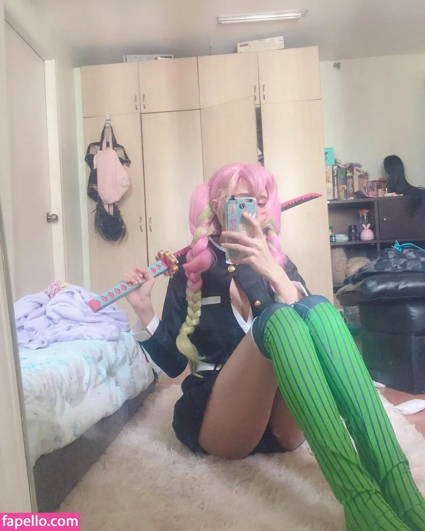 Kura Onee-san Onlyfans Photo Gallery 