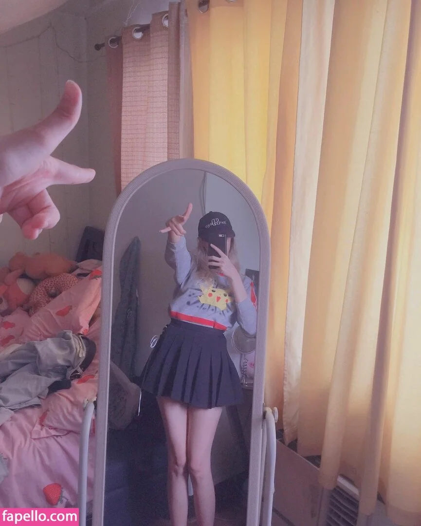 Kura Onee-san Onlyfans Photo Gallery 