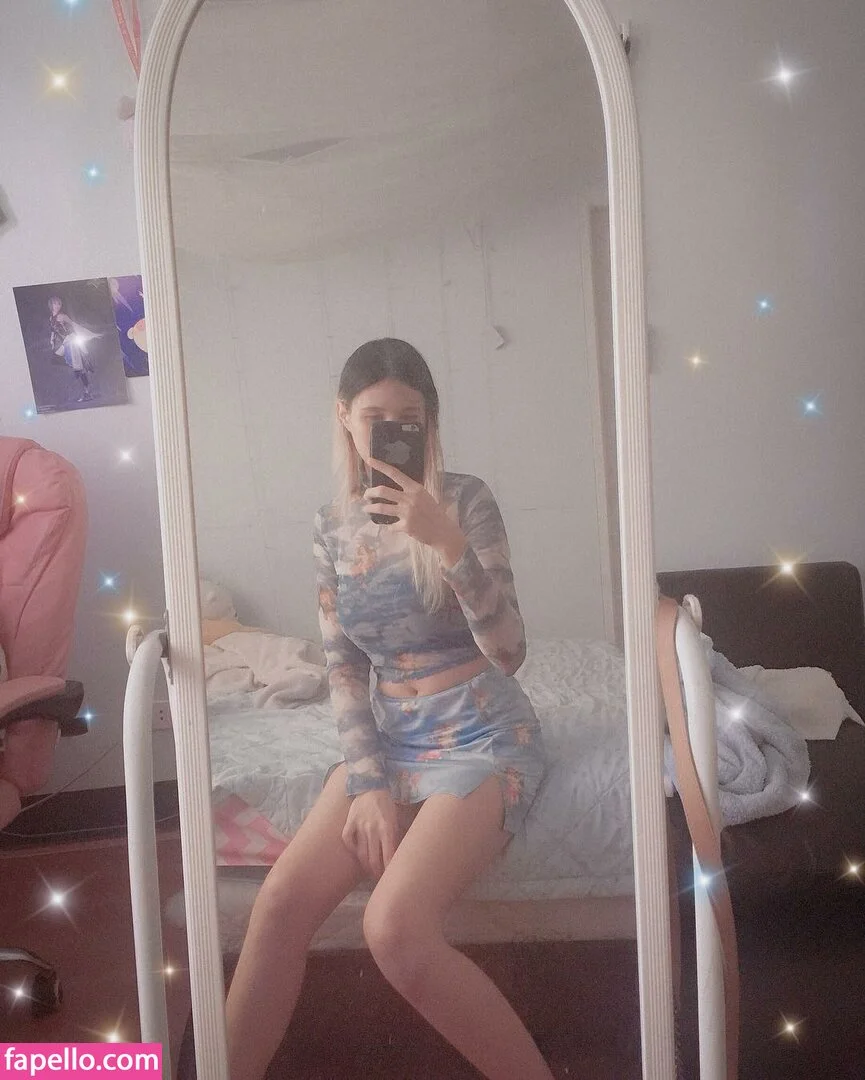 Kura Onee-san Onlyfans Photo Gallery 