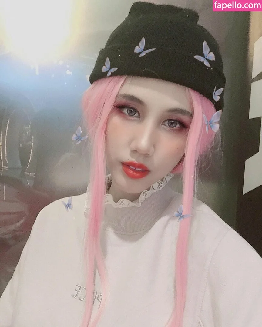 Kura Onee-san Onlyfans Photo Gallery 