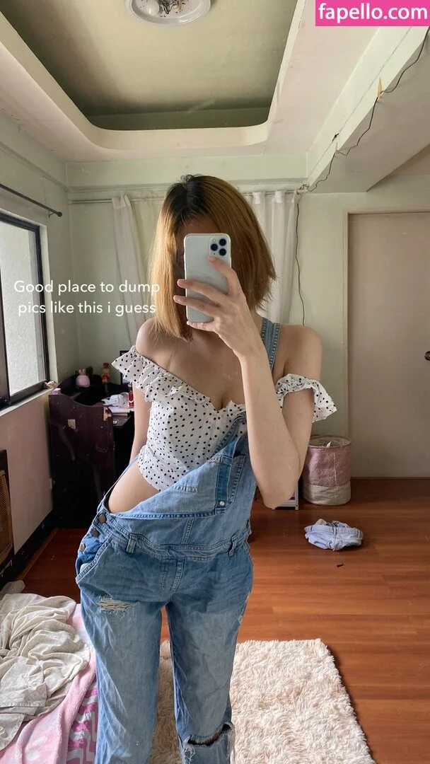 Kura Onee-san Onlyfans Photo Gallery 