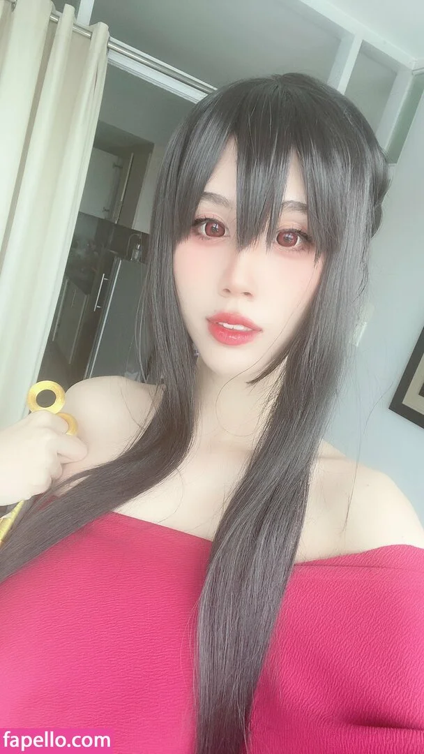 Kura Onee-san Onlyfans Photo Gallery 