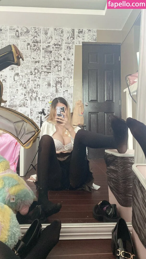 Kura Onee-san Onlyfans Photo Gallery 