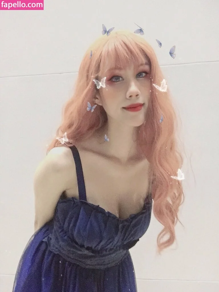 Kura Onee-san Onlyfans Photo Gallery 