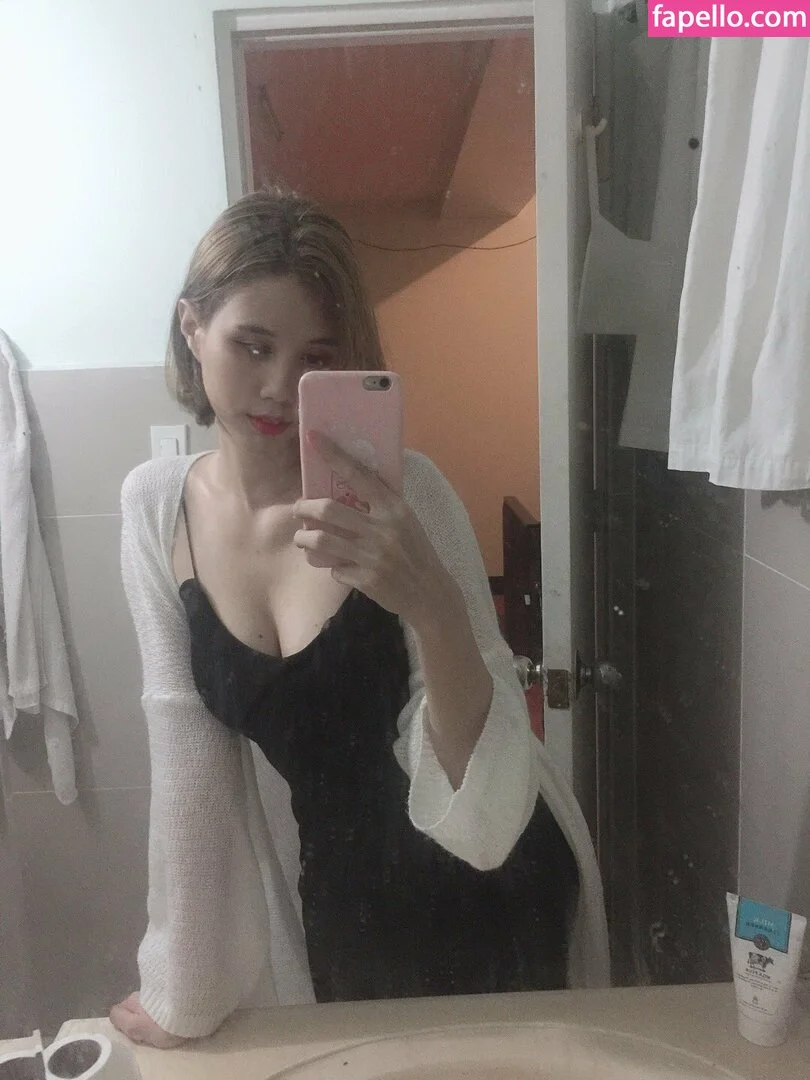 Kura Onee-san Onlyfans Photo Gallery 