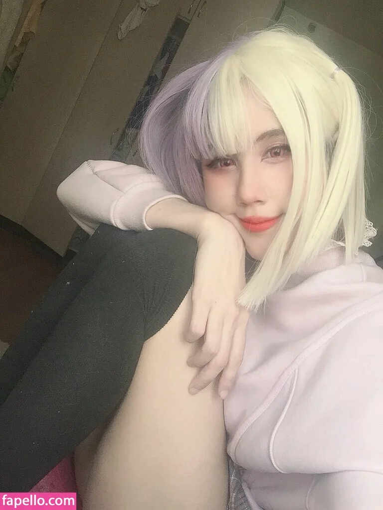 Kura Onee-san Onlyfans Photo Gallery 