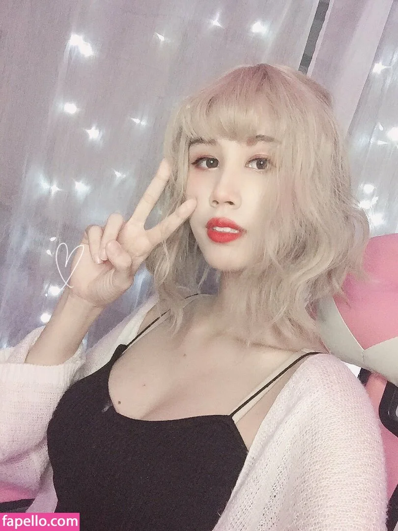 Kura Onee-san Onlyfans Photo Gallery 