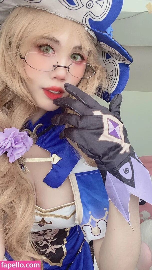 Kura Onee-san Onlyfans Photo Gallery 