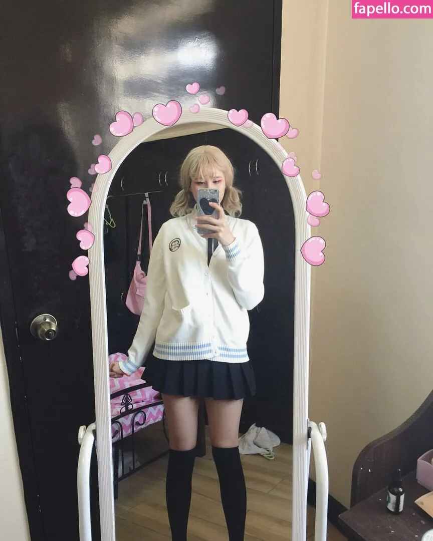 Kura Onee-san Onlyfans Photo Gallery 