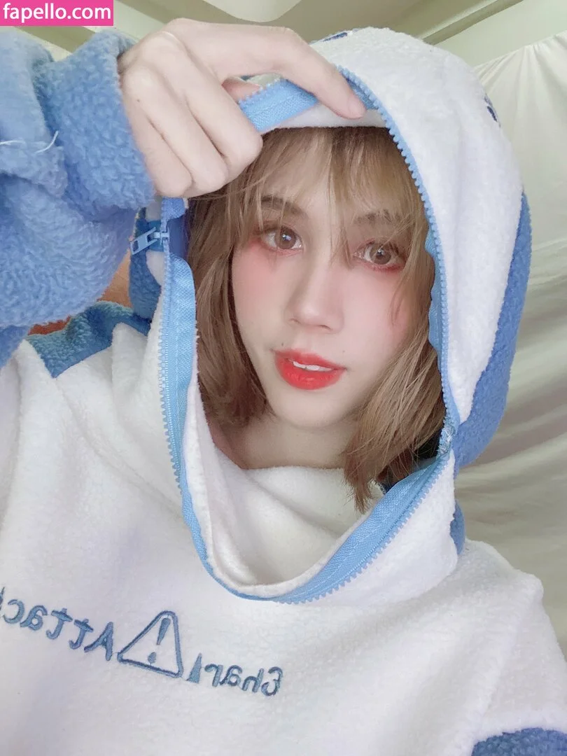 Kura Onee-san Onlyfans Photo Gallery 