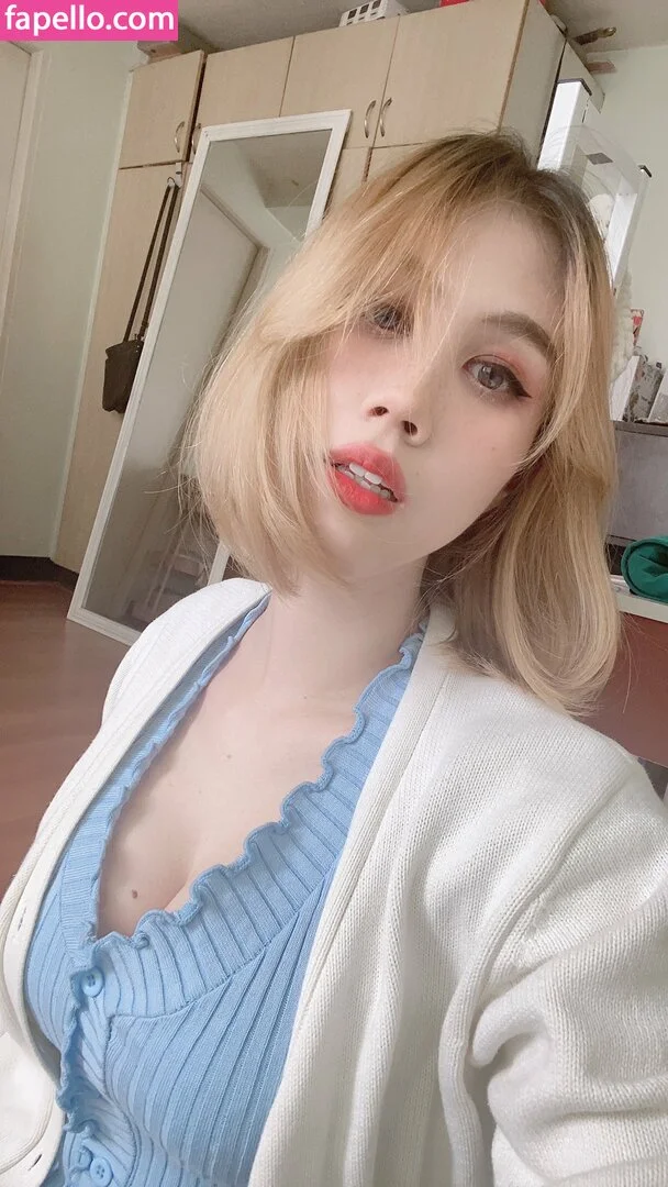 Kura Onee-san Onlyfans Photo Gallery 