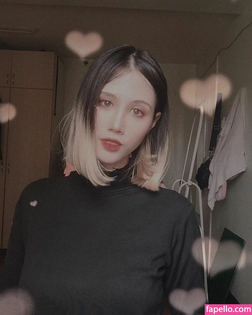 Kura Onee-san Onlyfans Photo Gallery 