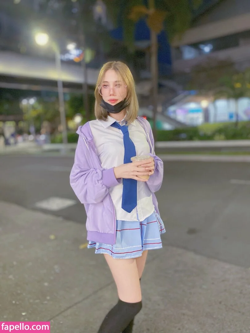 Kura Onee-san Onlyfans Photo Gallery 