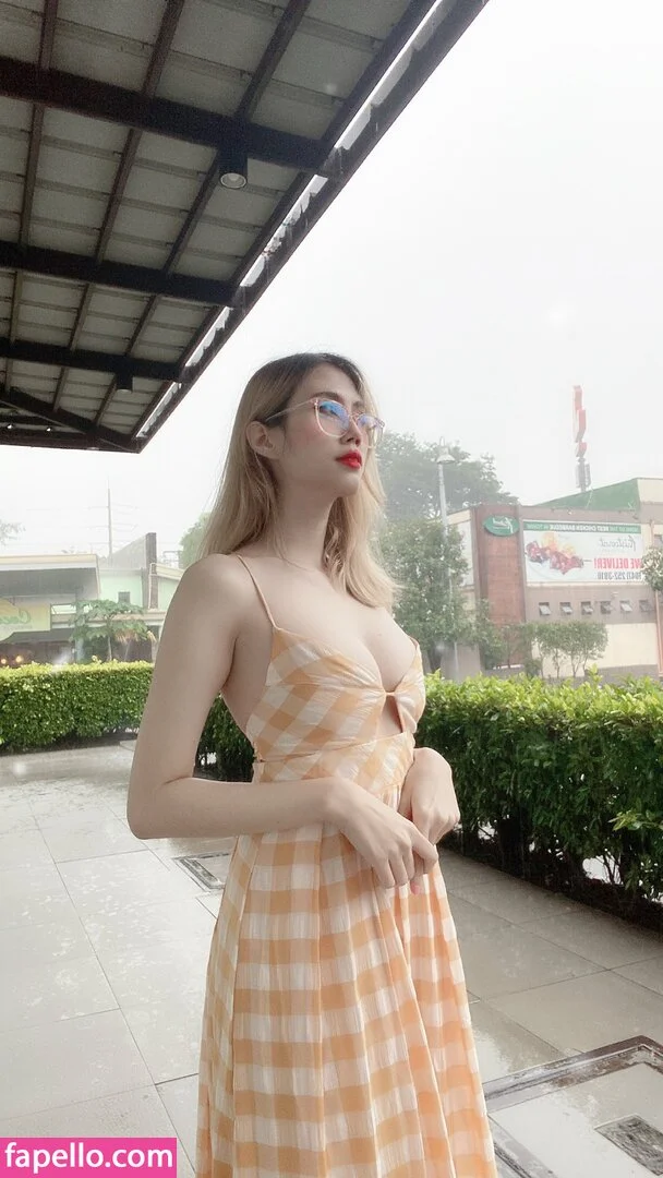 Kura Onee-san Onlyfans Photo Gallery 