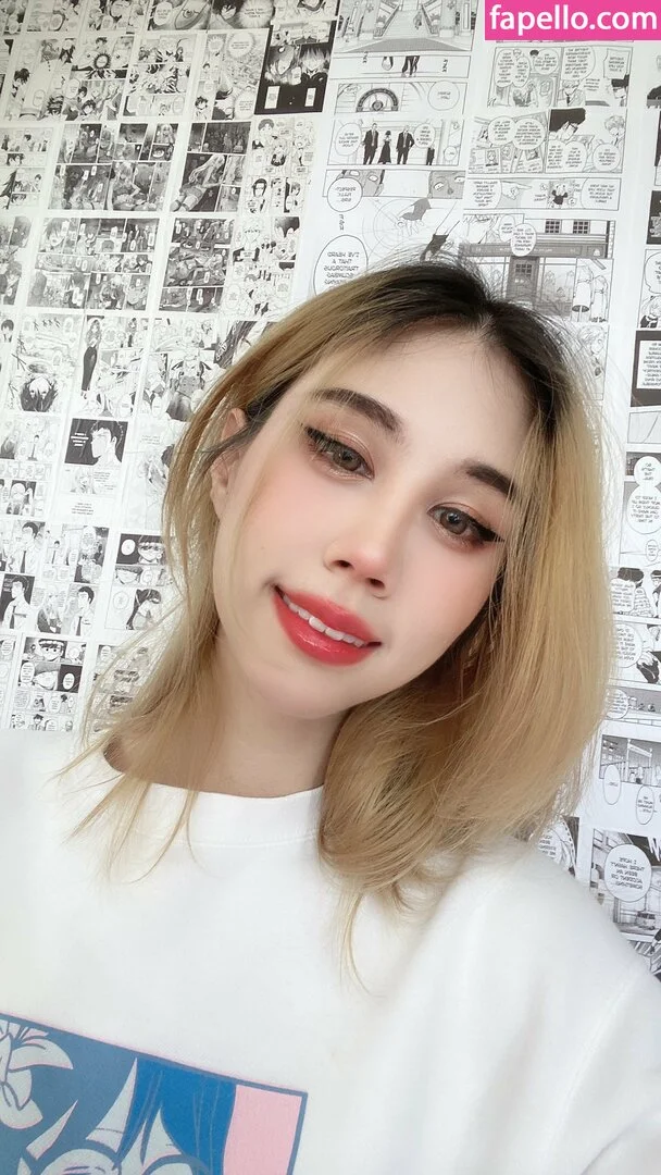 Kura Onee-san Onlyfans Photo Gallery 