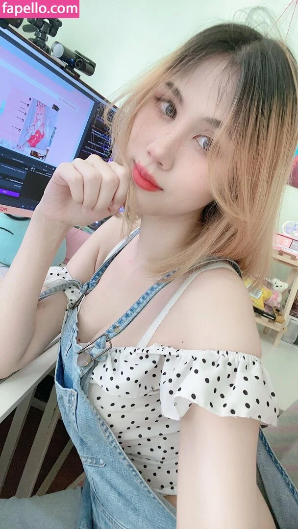 Kura Onee-san Onlyfans Photo Gallery 