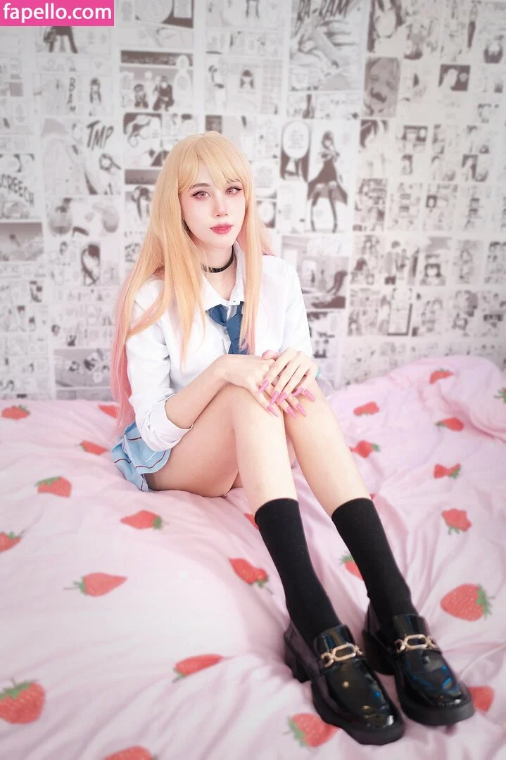 Kura Onee-san Onlyfans Photo Gallery 