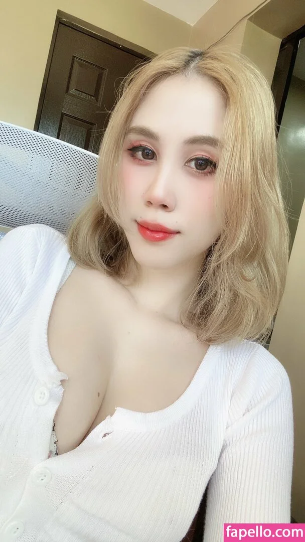 Kura Onee-san Onlyfans Photo Gallery 