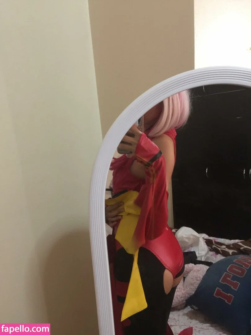 Kura Onee-san Onlyfans Photo Gallery 