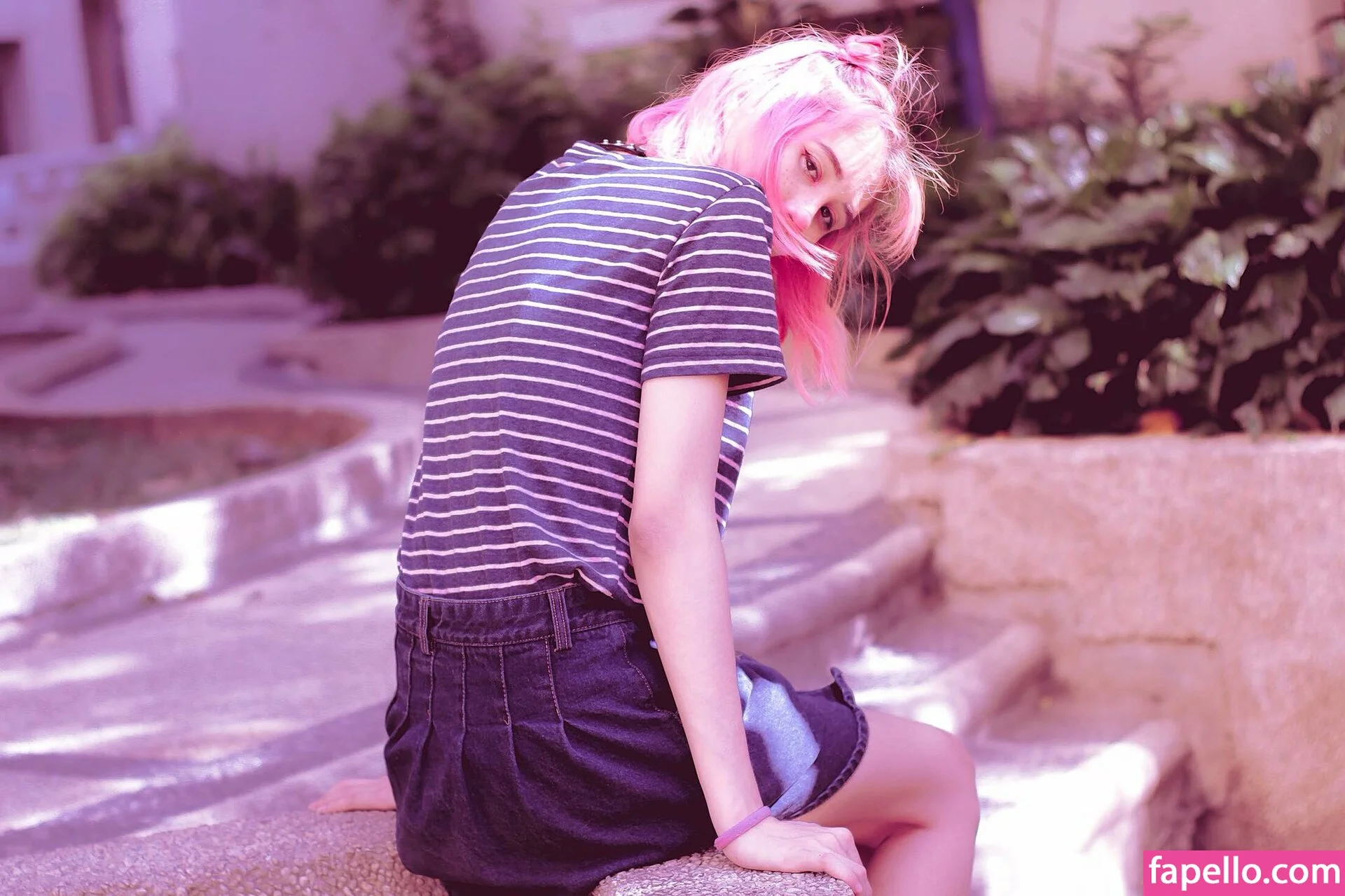 Kura Onee-san Onlyfans Photo Gallery 