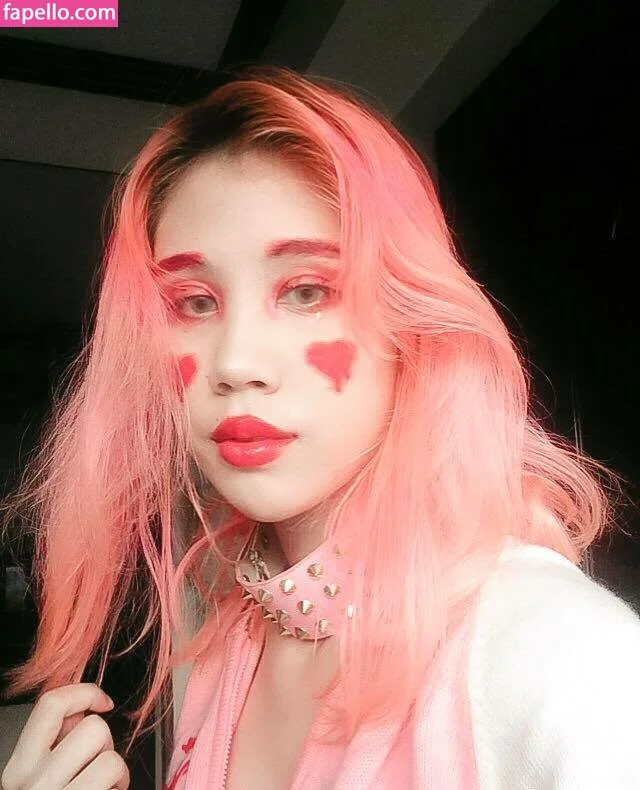 Kura Onee-san Onlyfans Photo Gallery 