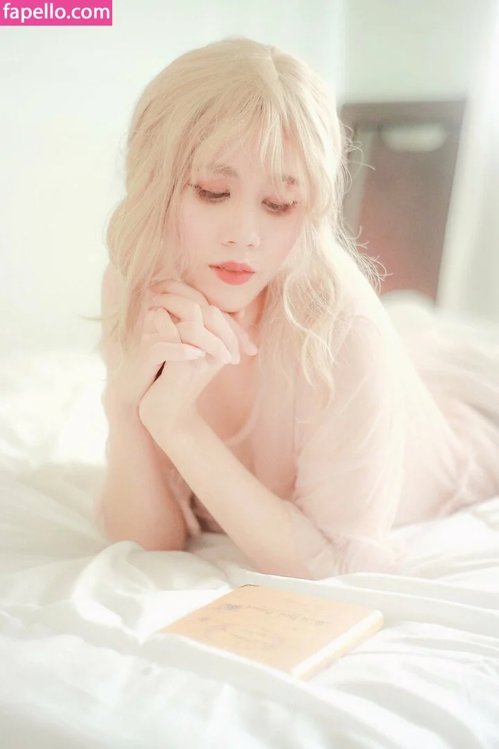 Kura Onee-san Onlyfans Photo Gallery 