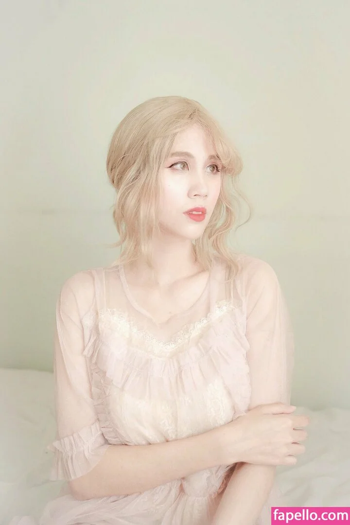 Kura Onee-san Onlyfans Photo Gallery 