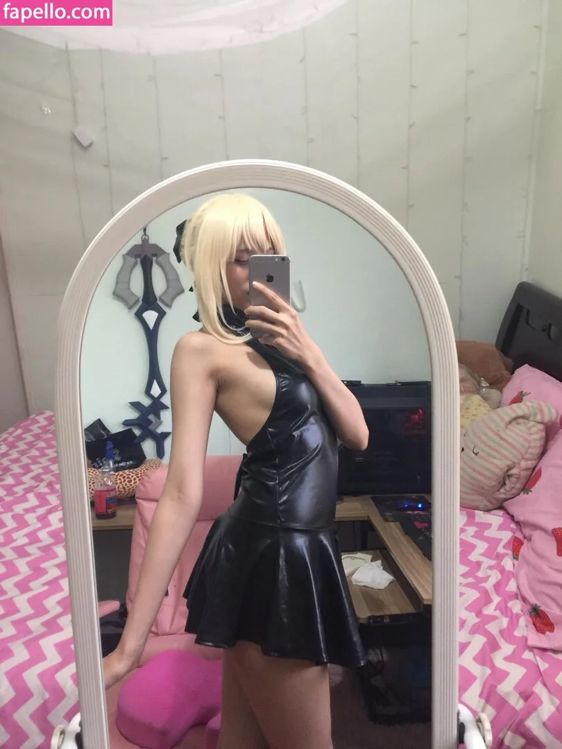 Kura Onee-san Onlyfans Photo Gallery 