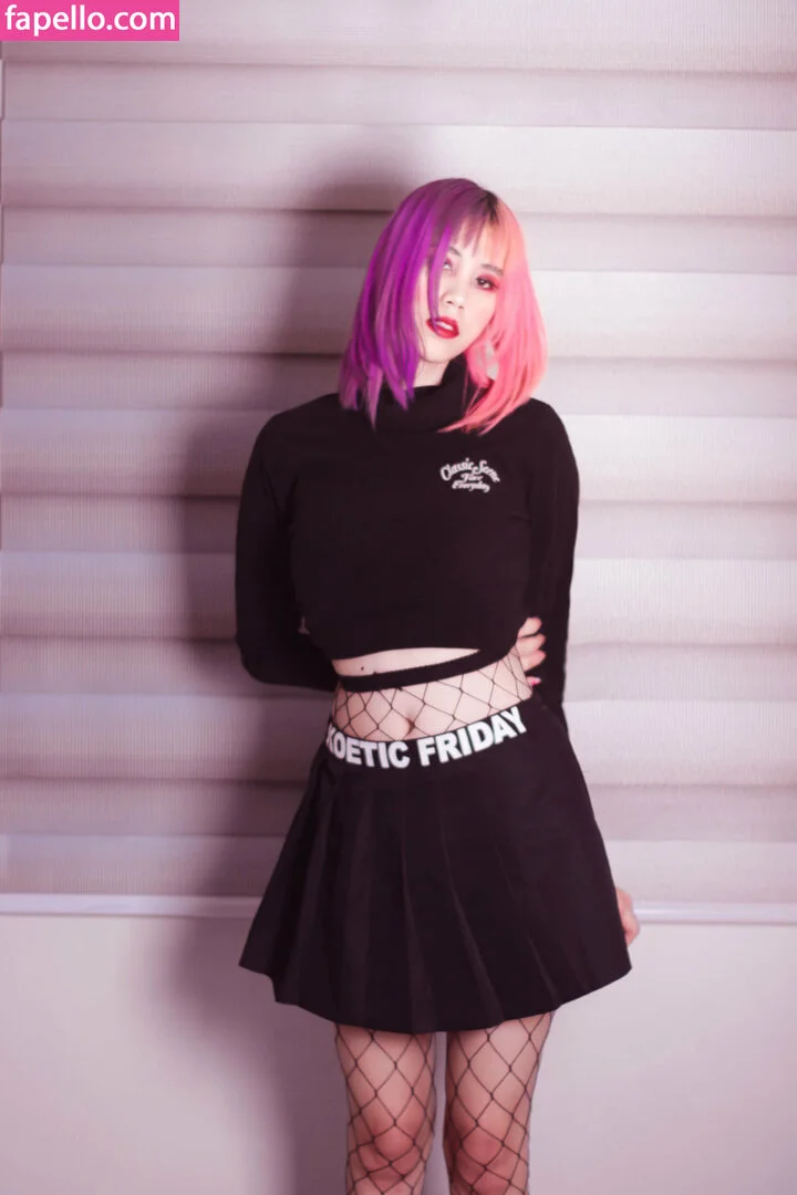 Kura Onee-san Onlyfans Photo Gallery 