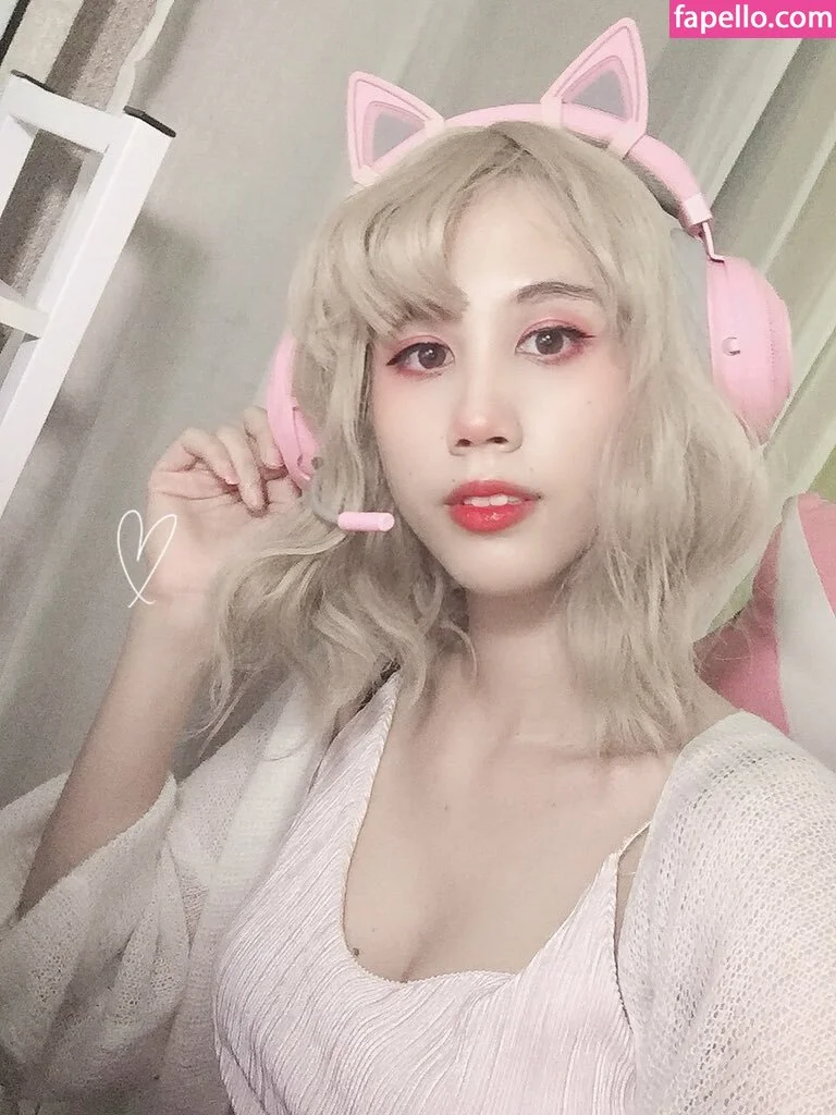 Kura Onee-san Onlyfans Photo Gallery 