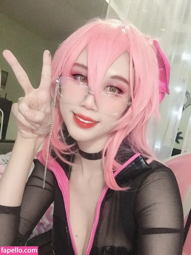 Kura Onee-san Onlyfans Photo Gallery 