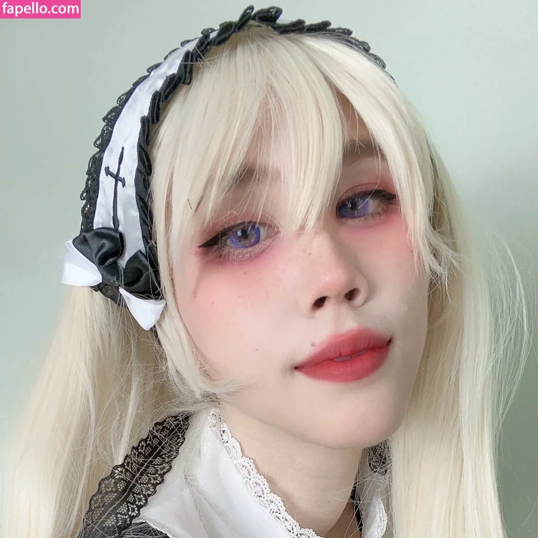 Kura Onee-san Onlyfans Photo Gallery 