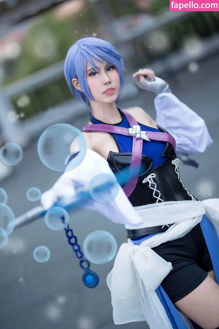 Kura Onee-san Onlyfans Photo Gallery 