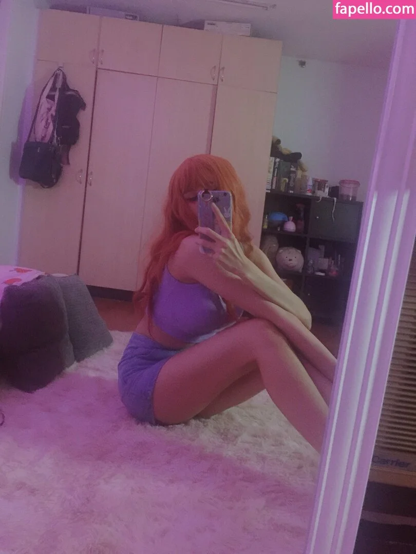 Kura Onee-san Onlyfans Photo Gallery 