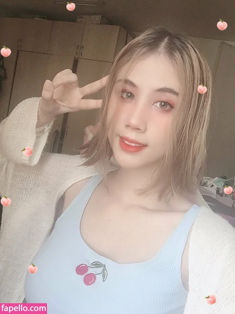 Kura Onee-san Onlyfans Photo Gallery 