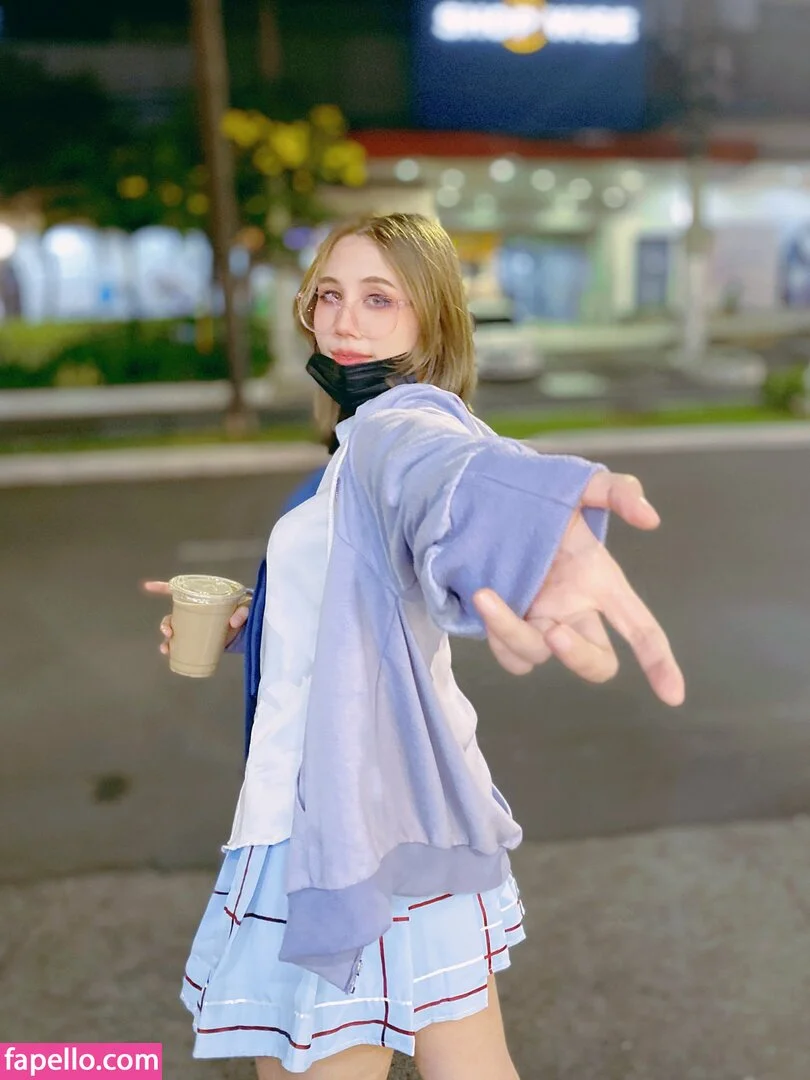 Kura Onee-san Onlyfans Photo Gallery 