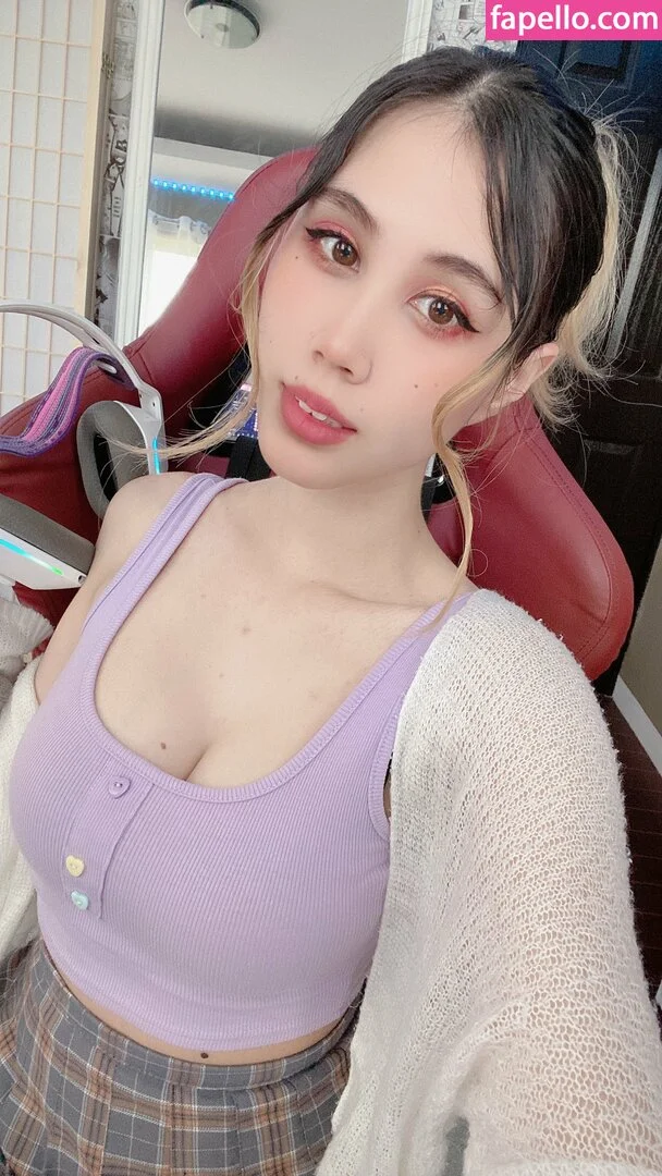 Kura Onee-san Onlyfans Photo Gallery 